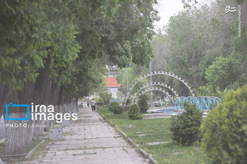 عکس/ ریزگردها و باد شدید در کرمانشاه