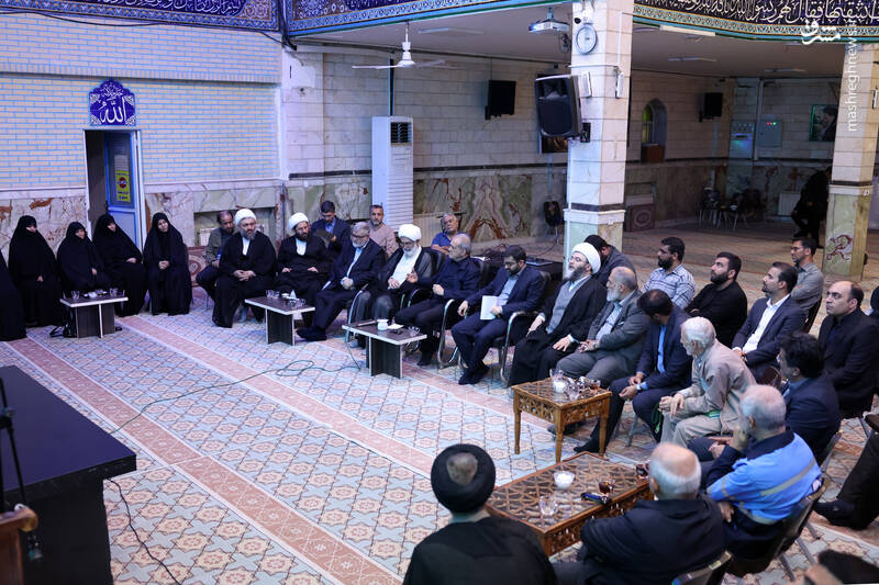 عکس/ بازدید میدانی پزشکیان از طرح حکمرانی محله‌محور