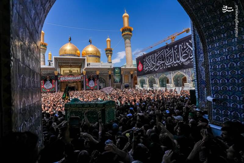 عکس/ تشییع نمادین جوان ترین امام در کاظمین