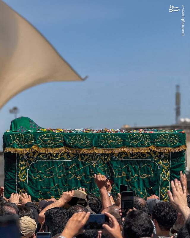 عکس/ تشییع نمادین جوان ترین امام در کاظمین