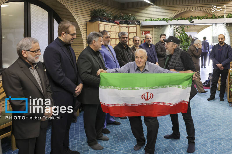 عکس/ یادبود شهید "علی لاریجانی" در مسجد بلال
