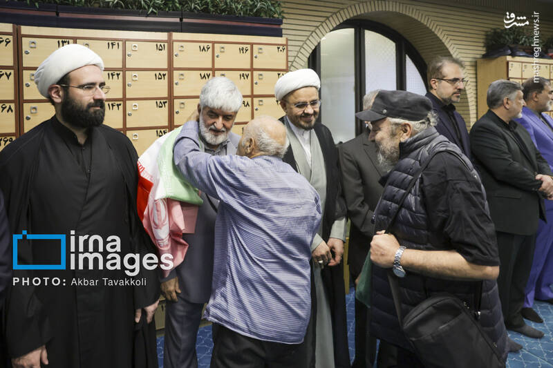 عکس/ یادبود شهید "علی لاریجانی" در مسجد بلال