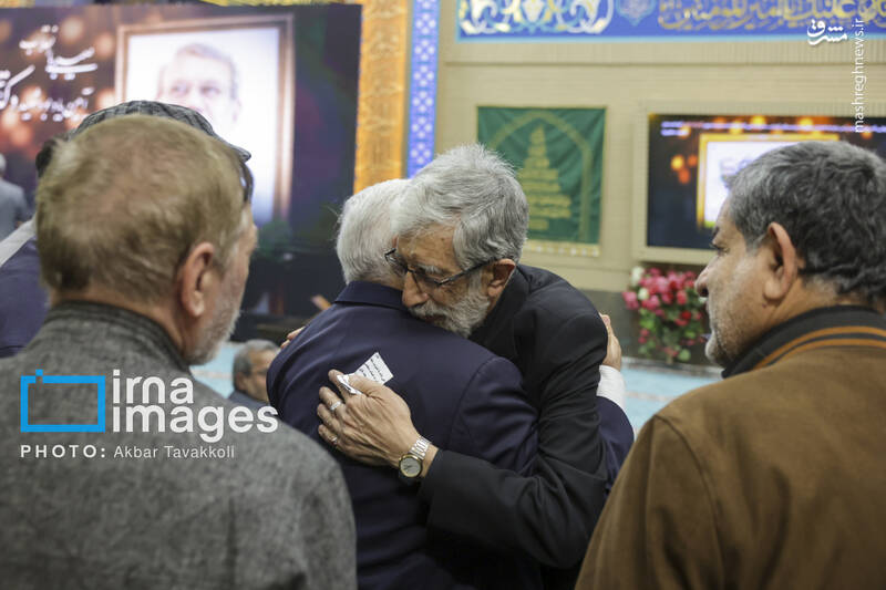 عکس/ یادبود شهید "علی لاریجانی" در مسجد بلال