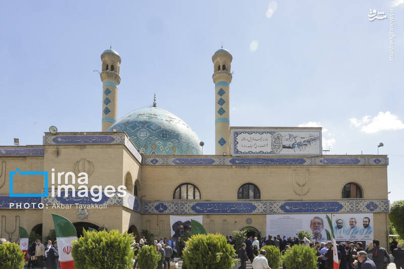 عکس/ یادبود شهید "علی لاریجانی" در مسجد بلال