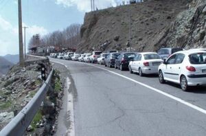 مسیر جنوب به شمال جاده چالوس مسدود شد/ تردد سنگین در هراز
