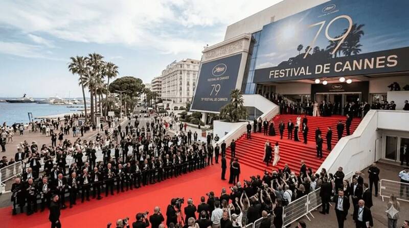 قرمز،فرش،جشنواره،افشار،گذشته،سينمايي،هنري،بلاگرها،مهناز،حضور ...