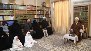 آیت‌الله مکارم شیرازی: شهید لاریجانی با شهادتش جواب بدخواهان را داد