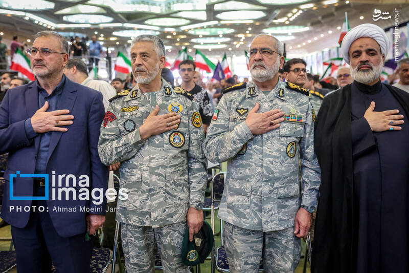 عکس/ بزرگداشت شهدای جنگ رمضان در مصلی تهران