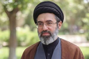تصویری دیده‌نشده از دوران جوانی رهبر معظم انقلاب