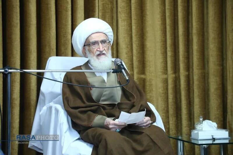 مرجعيت،دفتر،همداني،تقليد،مرجع،مواضع