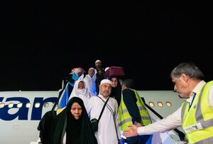 عکس/ نخستین پرواز بازگشت حجاج در شیراز