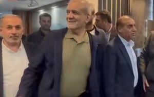 فیلم/ حضور سرزده رئیس جمهور در جلسه مشترک کمیسیون بهداشت مجلس