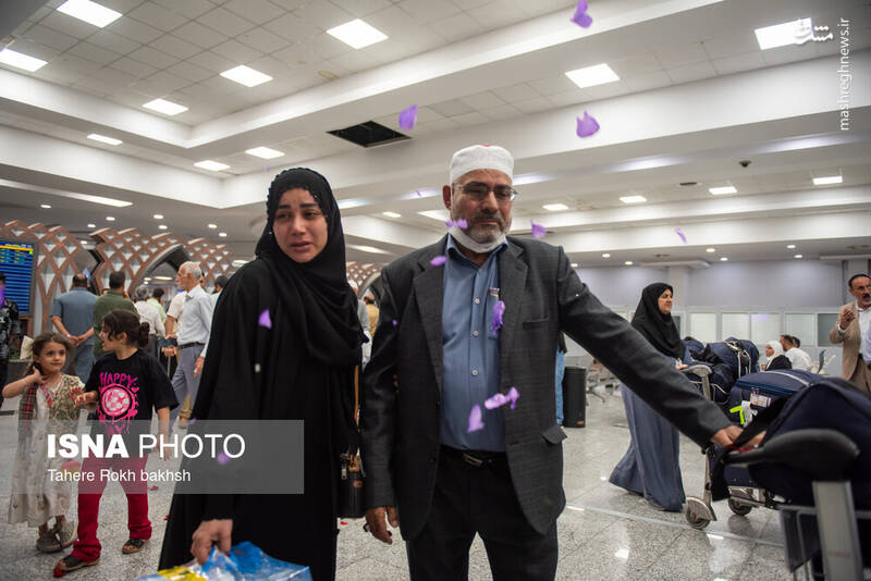 عکس/ نخستین پرواز بازگشت حجاج در شیراز