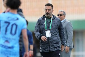 عمران‌زاده:مصاحبه کریمی خنده دار بود/ پرسپولیس با امتیاز کمتر کجای ماجرا است؟