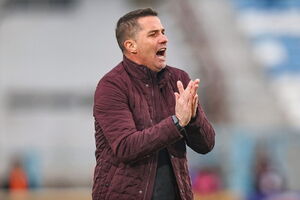 اوسمار و خارجی‌های پرسپولیس در راه ایران