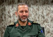 گوش به فرمان ولایت باشید و از هر کلامی که اتحاد مقدس شما را به خطر می‌اندازد دوری کنید
