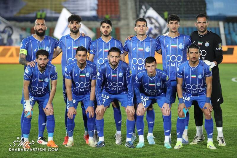 استقلال هیچ شباهتی به تیم قهرمان ندارد/ با این وضع