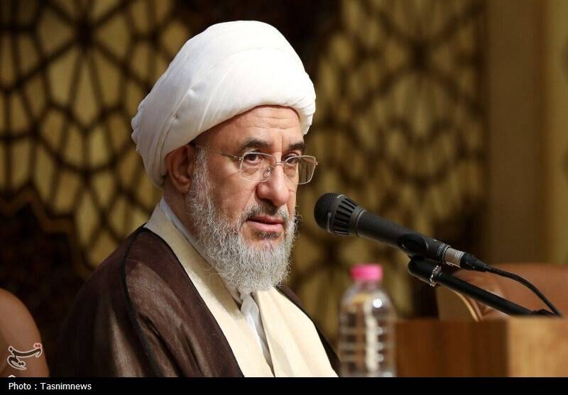 آیت‌الله اراکی خطاب به مسلمانان: حمله به منافع آمر
