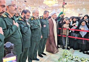 ادای احترام فرماندهان سپاه بر مزار شهید سلامی