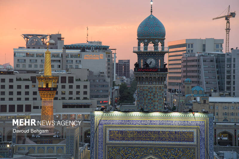 آئین سیاهپوشان حرم مطهر امام رضا (ع)