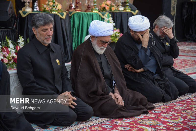 آئین سیاهپوشان حرم مطهر امام رضا (ع)