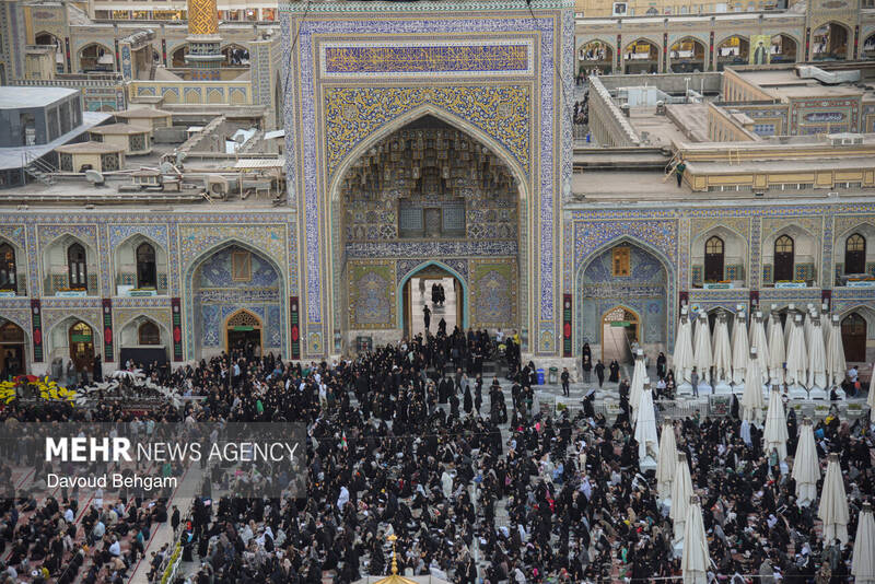 آئین سیاهپوشان حرم مطهر امام رضا (ع)