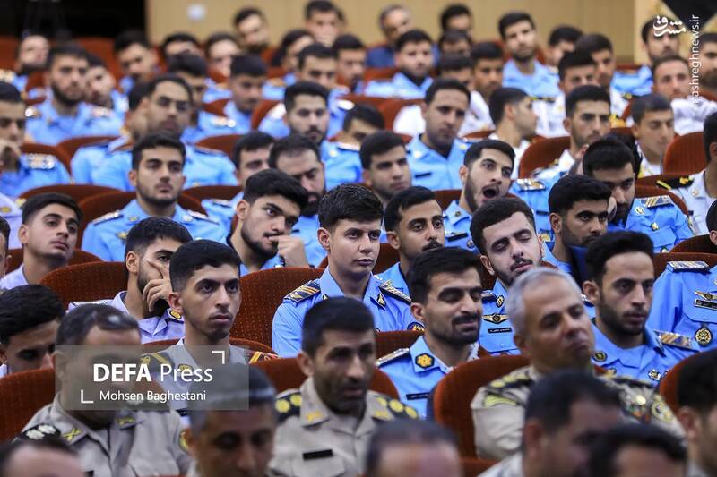 عکس/ ششمین سالروز اعطای نشان فداکاری رهبر شهید