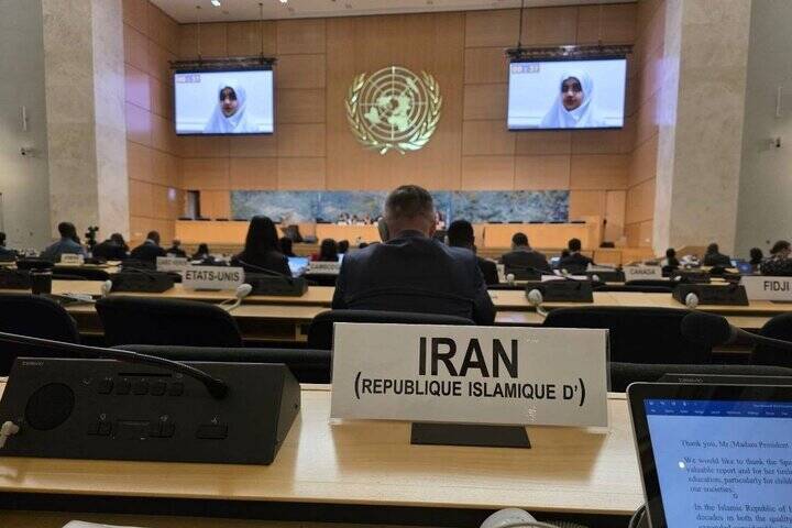 ميناب،مدرسه،كودكان،حقوق،روز،بازمانده،دوستانش
