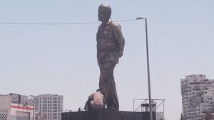 نصب یادمان شهید حاجی‌زاده در تهران