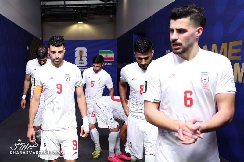 بازیکنان ایران پیش از دیدار ایران - نیوزیلند
