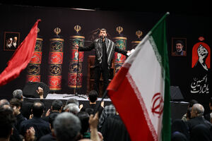 روضه‌خوانی مهدی رسولی در جوار مقتل رهبر شهید