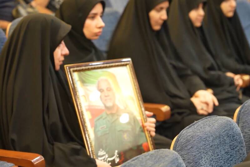 شهيد،جنگ،دكتر،سپاه،كشور،شهدا،حيات،درمان،مراسم،كادر،تاكيد،انق ...