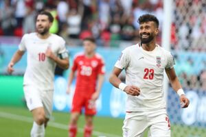 رامین رضاییان با بغض در گلو:مردم ایران ببخشید