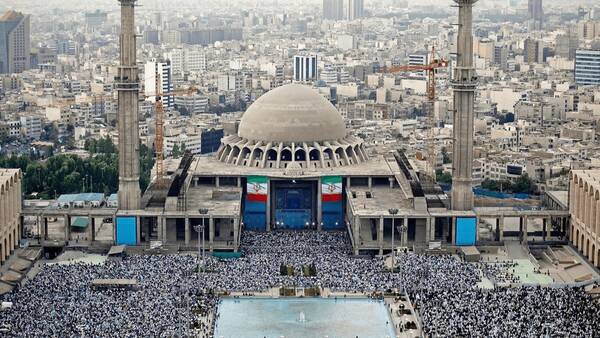 تهران،مصلي،وداع
