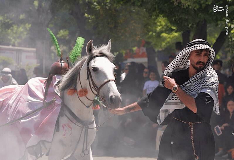 حضور،يزيد