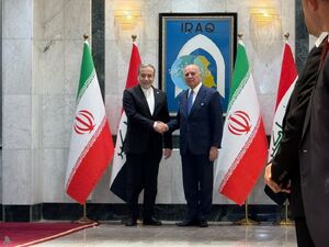 استقبال وزیر خارجه عراق از عراقچی