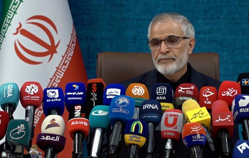 مراسم،رهبر،انقلاب،شهيد،عراق،تشييع،حضور،تهران،ستاد،زائران،اسك ...