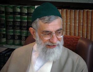 خون آیت الله خامنه ای آتش ایستادگی را در ایران شعله‌ور کرد!