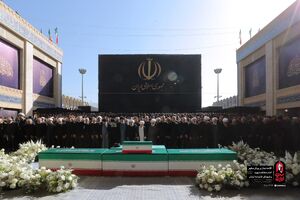 اقامه نماز بر پیکر آقای شهید ایران در مصلی
