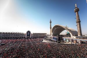 گزارش المانیتور از لحظه تاریخی ایران: سیل جمعیت در تشییع آیت‌الله خامنه‌ای «تاب‌آوری» را به «اهرم فشار» تبدیل کرد