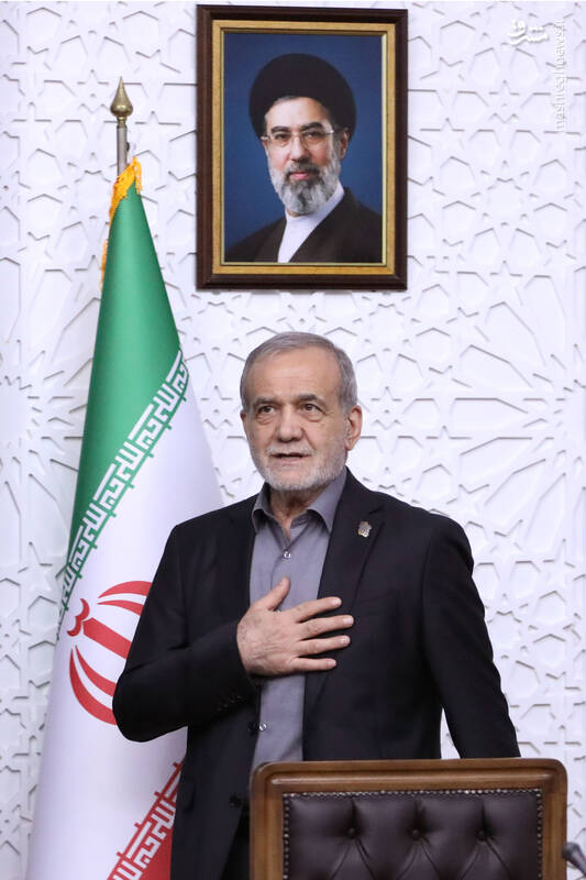 عکس/ حضور رئیس جمهور در نشست ویژه راهبری تامین کالاهای اساسی