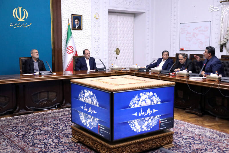 عکس/ حضور رئیس جمهور در نشست ویژه راهبری تامین کالاهای اساسی