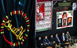 بزرگداشت رهبر شهید در حسینیه کربلایی‌های مقیم تهران