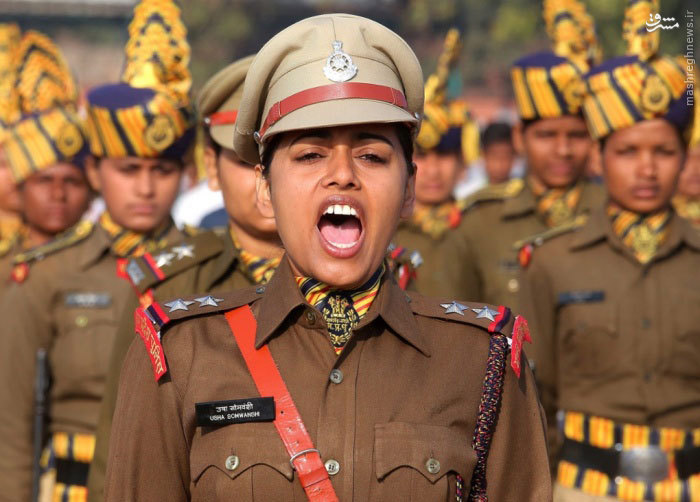 عکس/ تمرین زنان هندی برای رژه