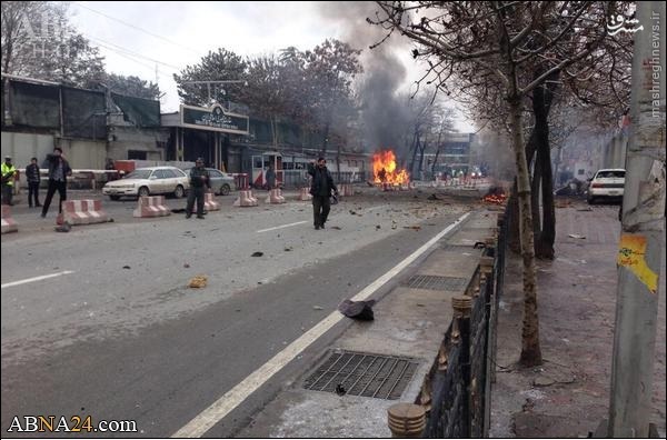 انفجار انتحاری مقابل سفارت ایران در کابل +تصاویر