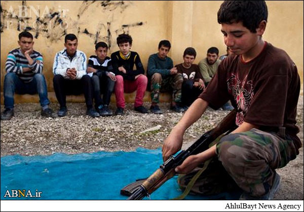نوجوان 13 ساله:باید تمام مخالفان داعش را سر بُرید