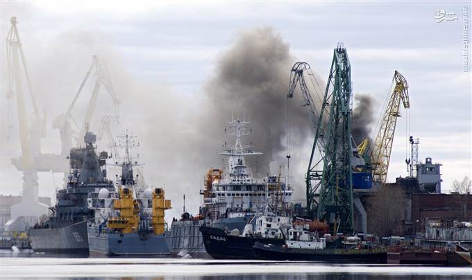 آتش سوزی در زیردریایی اتمی روسیه+عکس