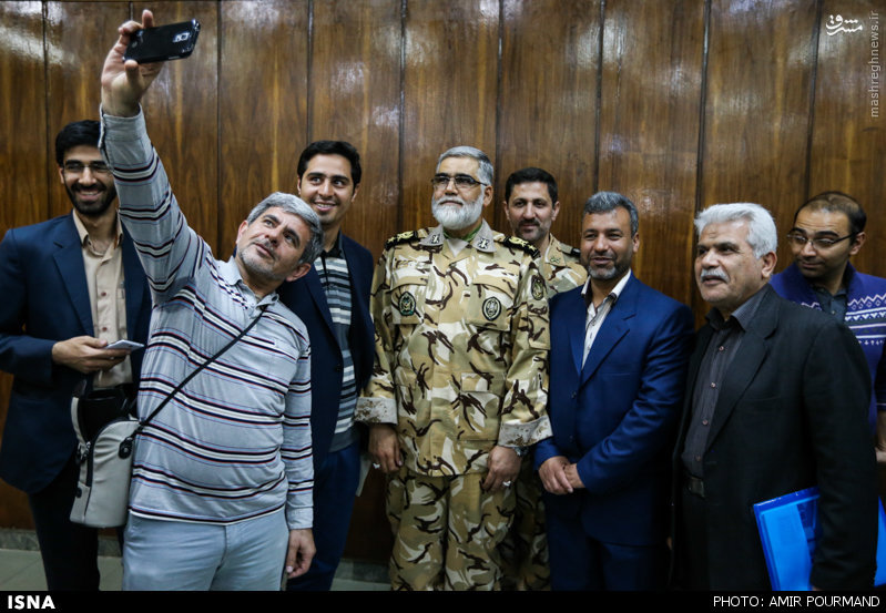 سلفی خبرنگاران با امیر پوردستان