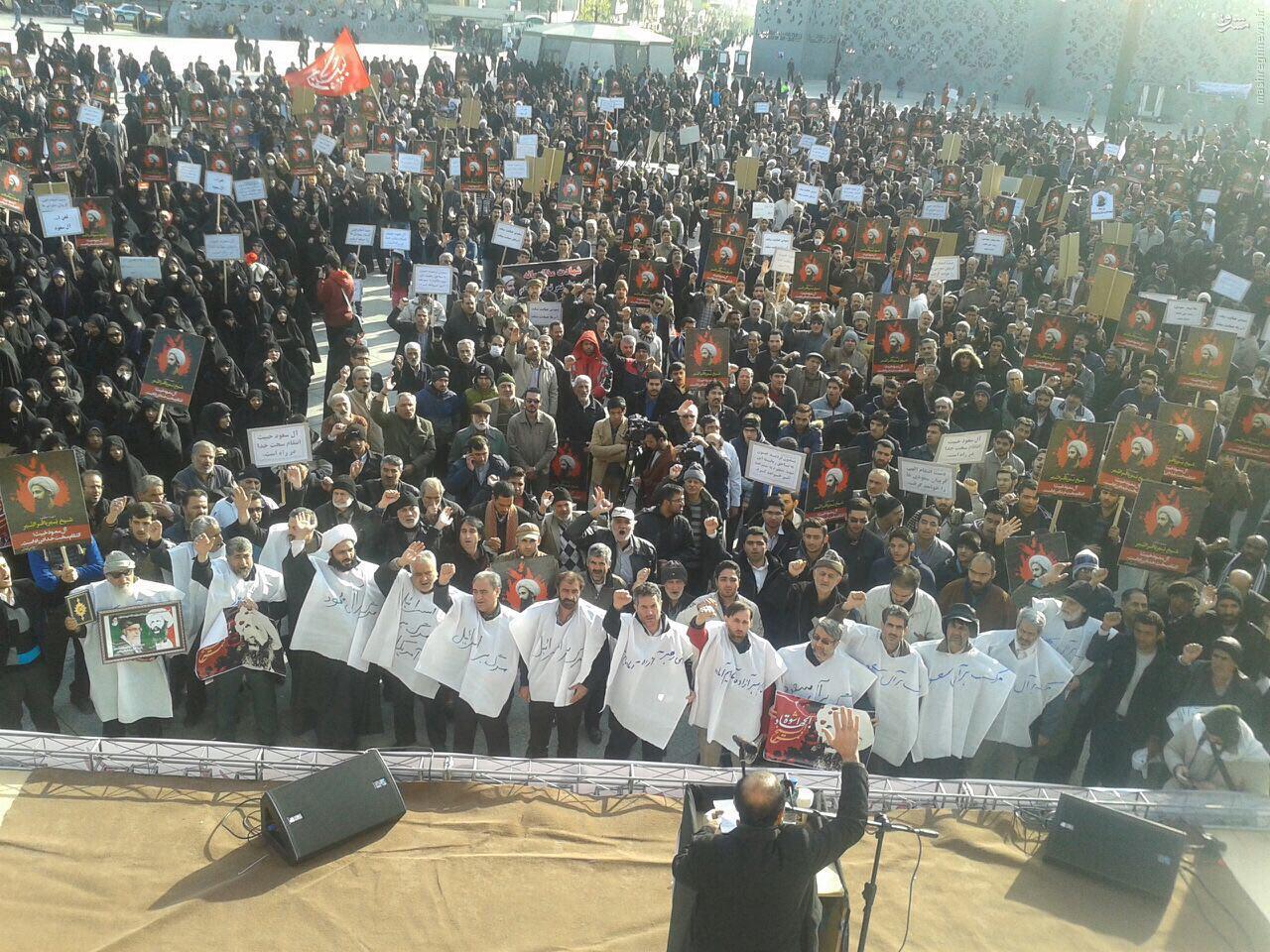 آغاز تجمع مردم و دانشجویان علیه آل سعود در میدان امام حسین(ع)