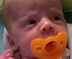 پدر بی‌رحم نوزاد 3 ماهه اش را خفه کرد + عکس